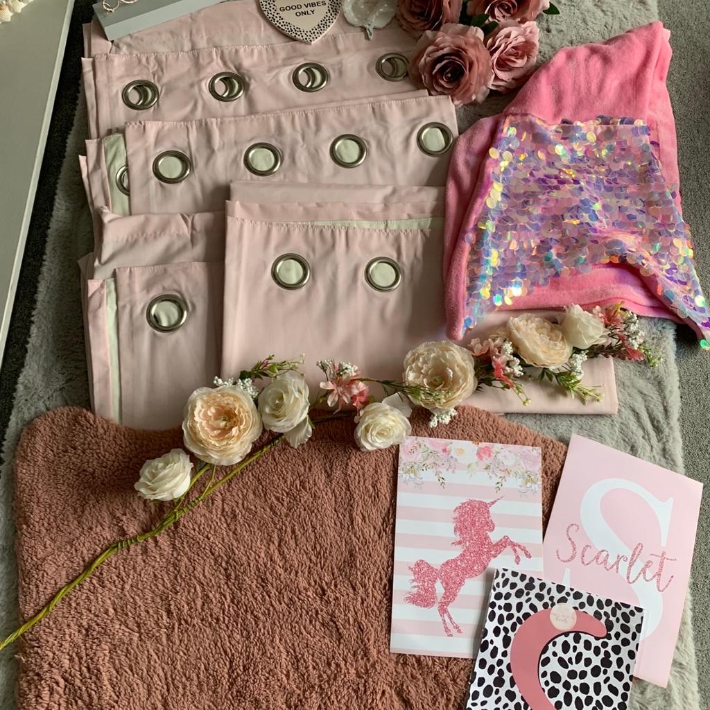 Excellent condition - includes:

2 x sets of next curtains lined
2 love signs (1 lights up)
Unicorn mommy box (1 ear has come off)
3 prints from Etsy
4 pink flowers
1 branch of pink flowers
1 mermaid tail sequin blanket thing
1 rug
2 hanging plaques

Collection only