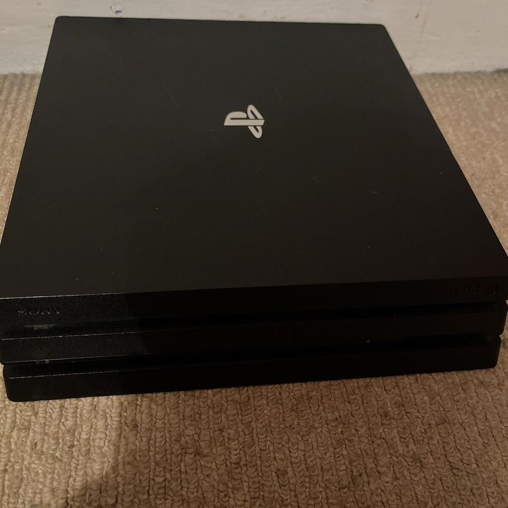 Ps4 pro 1Tb in good condition had it for about 1 year now looking to sell to Upgrade and put money towards a ps5 But willing to swap for a Decent Laptop with a good specs

-Won’t post so don’t ask
-Pick up only
-£120 No lower

-will swap for a Ps5 or a laptop