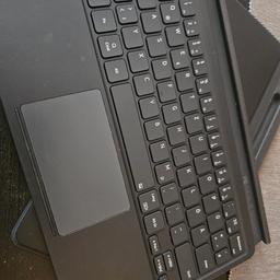 Gebrauchte Samsung Tastatur/Keyboard kompatibel für Samsung Galaxy Tab7

leichte Gebrauchsspuren aber voll funktionsfähig

Privatverkauf daher keine Rücknahme
Versand on Top
Verhandlungsbasis