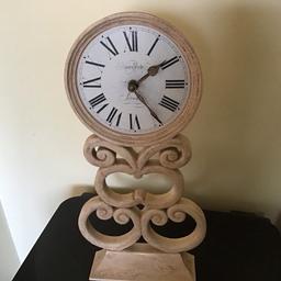 Preowned Table clock Newgate London
Colour is Sandstone
Clock face is 7” round approx
Height is 16” battery operated
Would be ideal position on a tall Mantle piece
Has a lovely ornate design to it which makes it attractive. Cash on collection would be preferred.