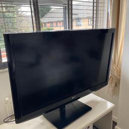 LG TV 42 inch
Perfect condition
Comes with heavy duty stand, open to offers if you want without the stand.
No remote control.
Also google chromecast available for an additional £10.