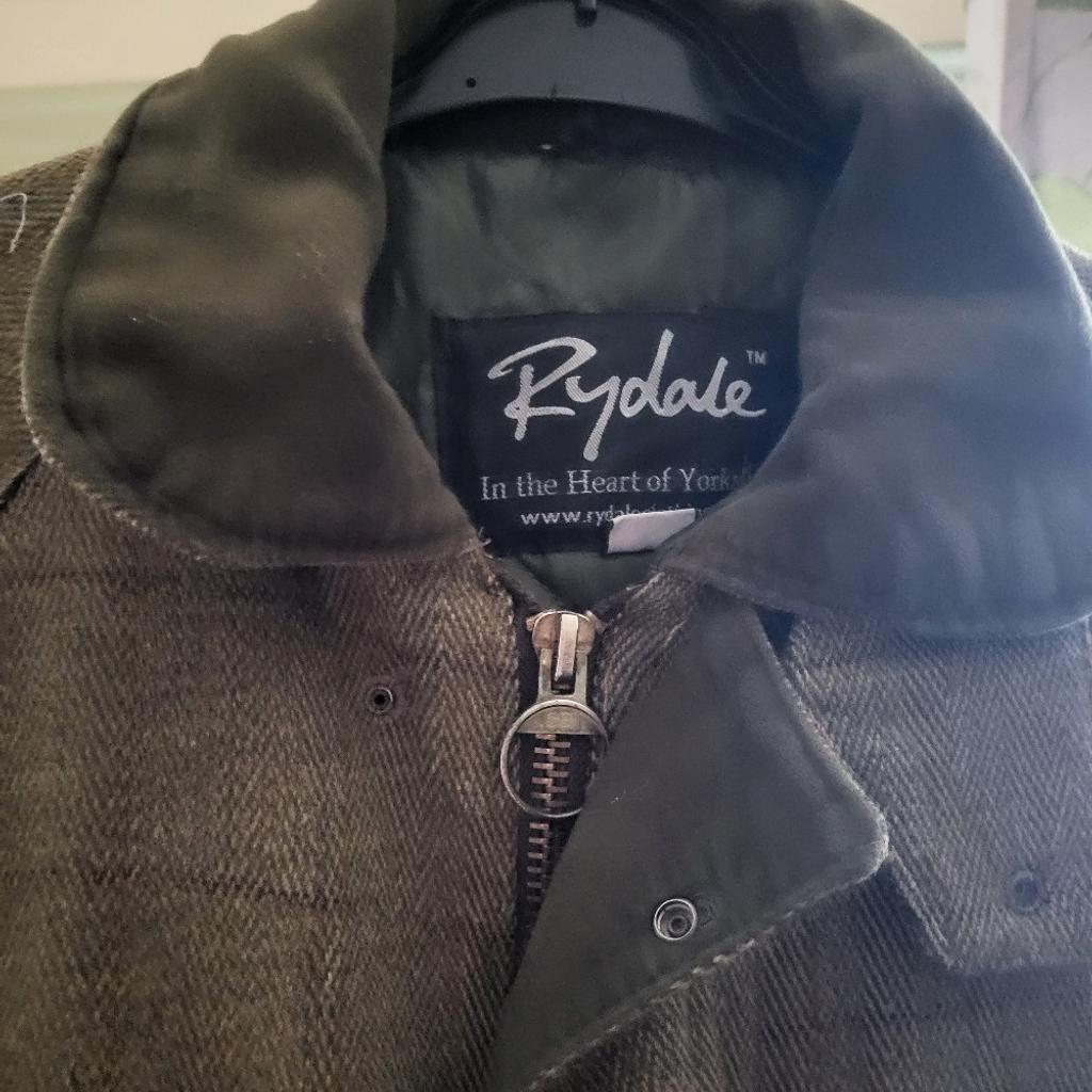 we have a Ryedale countrywear jacket for sale ideal for walking ,shooting and horse riding in good condition from smoke and pet free home collection only