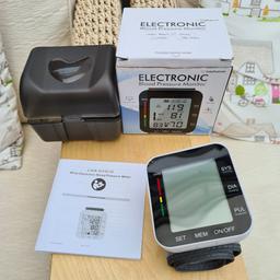 Brand New Wrist Monitor
Optional Voice on/off
Instructions & Case
2 x AAA batteries (not supplied)

See my other items 🙂
Collection only from B69 1PU