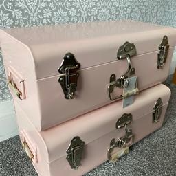 New as can be seen from photos
Were £40 each
Almost 17 inches in length
9 inches width
7 inches tall
Would be ideal for a bedroom
They were stored under the bed and there has been sun damage to one of them -
Reflected in price
Wouldn’t be seen if stored on top of each other
Collection only - price is for them both 💝