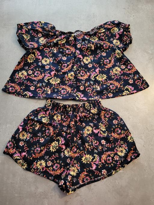 Buy & Sell Derbyshire Derby - Photos for Girls shorts and top set