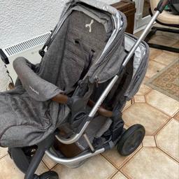 Beautiful pram system for sale, barely used as I used a baby carrier and single pram.
Can be used as a single with carrycot or a main seat. Also as a double with either 2 main seats or main seat and carrycot.
Accessories included are
Pram frame
2 main seats
Carrycot
2 cosy toes
3 pram/seat bars
Bag
Raincovers