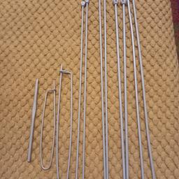4 pairs of knitting needles, 2 pins & a crochet needle, good condition.