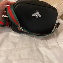 Ladies Gucci handbag
Brand new, never been used
Can deliver locally or collection is from Sutton Coldfield b75.. check out what else I’m selling on my page :)