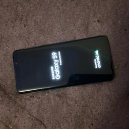 Samsung galaxy s9 64 gb unlocked very good condition no cracks screen is excellent condition back has small scratches 
Good working order