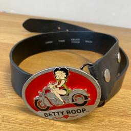 Betty Boop Belt Buckle & Belt by Siskiyou. Free delivery only