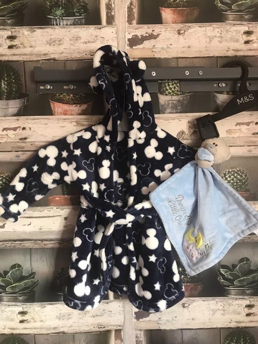 Buy & Sell Northumberland Hartford - Northumberland - Photos for MICKEY MOUSE NIGHTGOWN & COMFORTER - 3-6 MTHS