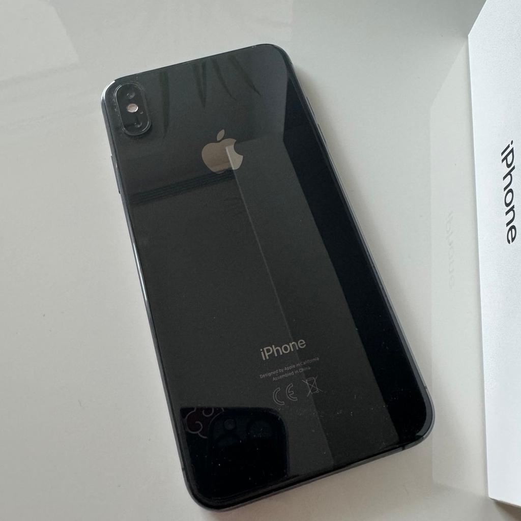Verkaufe mein iPhone XS Max in der Farbe schwarz mit 64 GB. Das Handy hat keinerlei Gebrauchsspuren oder Beschädigungen, da es immer mit Panzerglasfolie und Schützhülle verwendet wurde. Es funktioniert einwandfrei und wird mit OVP verkauft.

Verkaufsgrund: Wechsel auf das iPhone 15 Pro.