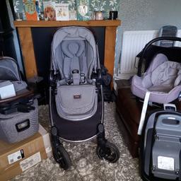 Mamas & Papas Ocarro travel system in Grey Twill. Cost new today is well over £1000 + 

Includes

Folding Chassis - all pieces fit on this with adapters included. Forward or rear facing.

Carrycot ( signature edition) folds away for storage

Hooded Toddler seat with 5 point harness, padded head rest and padded covers for harness straps. Cup holder for pushchair.

Car seat with canopy, Newborn insert and carrycot adapters

Maxi-cosi car seat & family fix isofix base.

Isofix base fits other seats please see photo added to show these.

Raincover. Large shopping basket beneath chassis.

All items are in good used condition. Some marks on chassis where its been in and out of the car regularly mainly the chrome areas. Other than that it's good.

Item has been cleaned. The only marks remotely visible are around bottom edge of seat where the child's feet would sit rested. See last photo
Viewing is welcome drop me a message.

