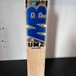 Amazing ping on the bat with a scary middle
size Sh
originally bought for £250 from a place called crystal sports
already knocked and oiled