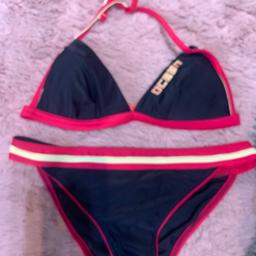 SIZE 10 BLACK/RED BIKINI IN GOOD CONDITION LOVELY BIKINI GREAT FOR SUMMER HOLIDAYS