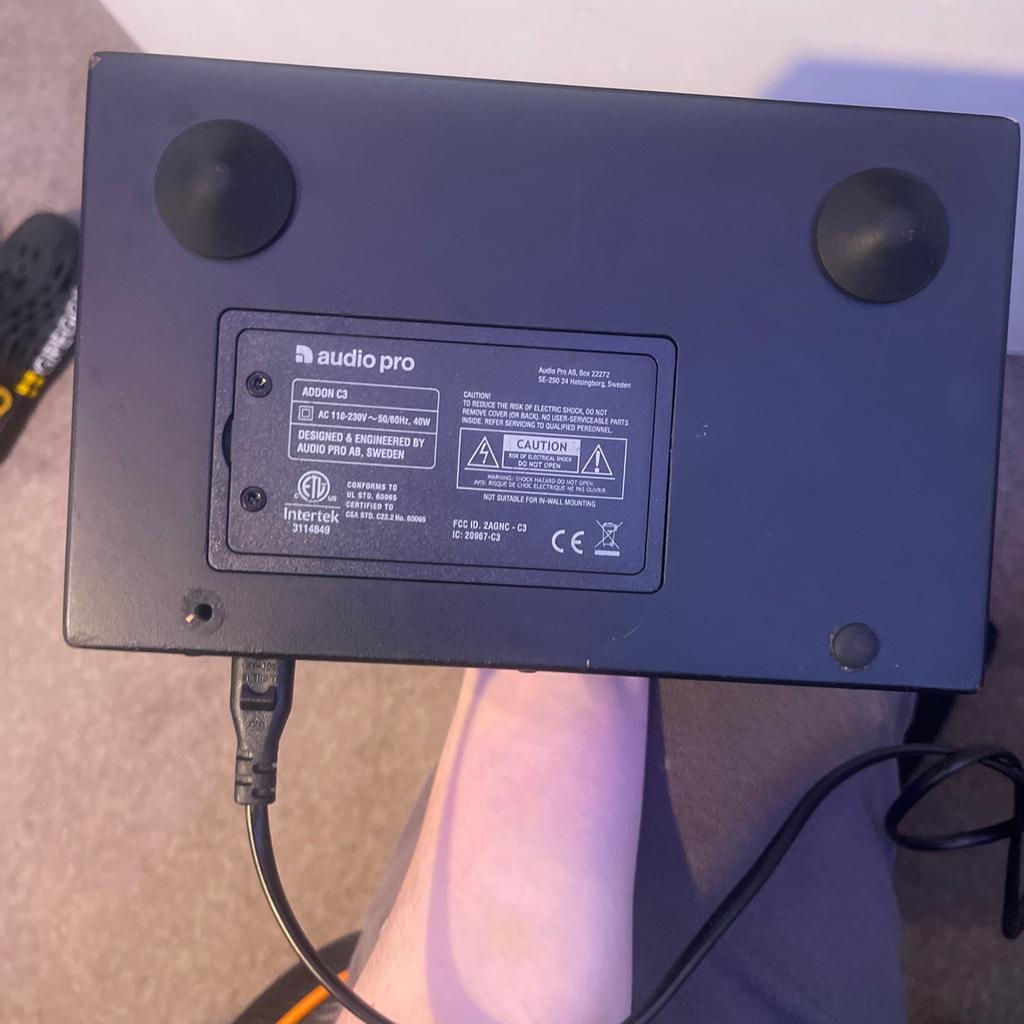 Might be small
But certainty mighty,

This black box speaker is an audio pro C3 (RTP: £150)
It has different functional modes and presets on the face. As seen on the pictures above.

Already have a functional speaker so I’m blessing the streets with this.
Has aux.
Might have to do your research, I just don’t fw it

Your welcome.