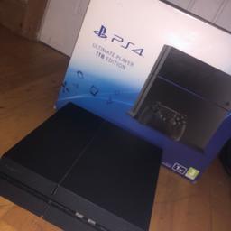 Ps4 1Tb with 2controllers