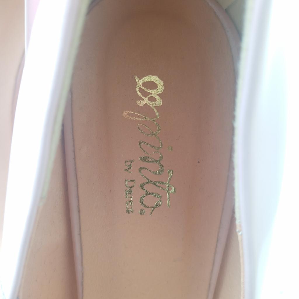 Pointed toe 10cm heeled shoes. Colour: pastel pink. Size: 41. Brand: espinto by darex. Very good condition, worn only once for 1h.