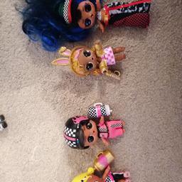 4 lol dolls with headbands, shoes, clothes, drinks cups Good condition  (selling loads of lol stuff) smoke! Pet free home
