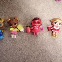 4 lol dolls dressed with shoes and some accessories. Good condition  (selling loads of lol stuff) smoke! Pet free home