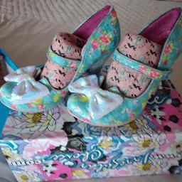 New and Unworn
Fancy That Shoes from Irregular Choice
beautiful shoes....ideal for summer