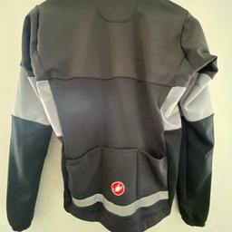 Size m Castelli like new good condition price is for all 4 items
Collection only