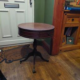 adorable round coffee table with 2 drawers and wheels