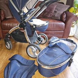 Navy/Chrome Egg Travel System in good condition. 
Chassis does have the usual wear and tear scratches but this does not effect the use. Please see photos.

Included
Chrome Chassis
Carrycot with mattress
Stroller Seat with rain cover.
Luxury fleece liner
Seat footmuff
Leather bumper bar