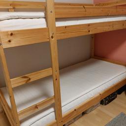 Etagenbett für Kinder, mit zwei Matratzen(90x200cm), in gutem Zustand.