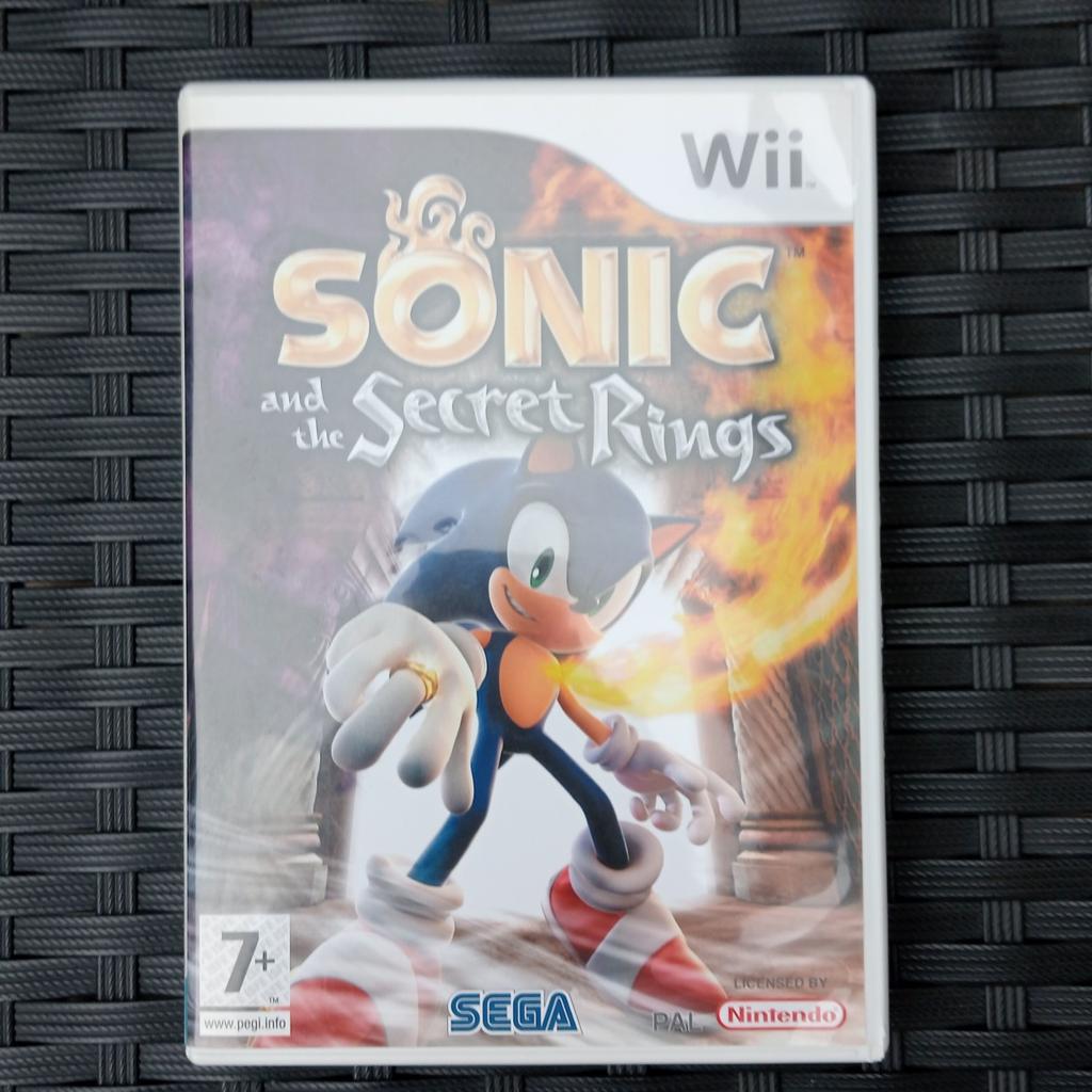 Wii games;
Star wars the force unleashed,
Lego pirates of the Caribbean,
Sonic and the secret rings.

Wii games without cases;
Lego star wars 3,
Wii skate it,
Lego batman,
Mario and Sonic Olympic games.

The Wii U mario and sonic game is not included.