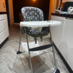 Lovely joie high chair , in lovely condition! Selling as my boy doesn’t use anymore . Collection only