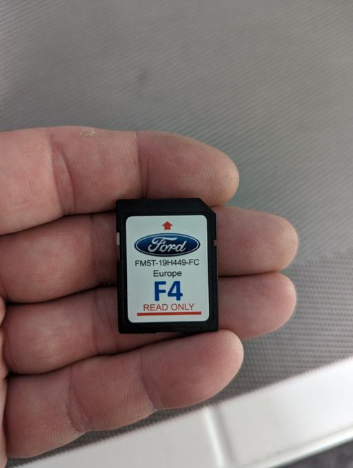 Vehicles Greater Manchester Wigan - Photos for ford F4 Europe Inc UK satnav SD card