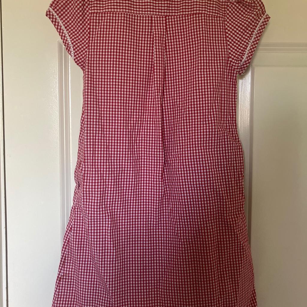 💥💥 OUR PRICE IS JUST £2 💥💥

Preloved girls school gingham dress in red

Age: 6 years
Brand: next
Condition: good. Slight mark as shown but doesn’t affect use

All our preloved school uniform items have been washed in non bio, laundry cleanser & non bio napisan for peace of mind

Collection is available from the Bradford BD4/BD5 area off rooley lane (we have no shop)

Delivery available within reason for fuel costs

We do post if postage costs are paid For (we only send tracked/signed for)

No Shpock wallet sorry