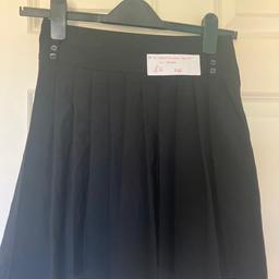 💥💥 OUR PRICE IS JUST £2 💥💥

Preloved girls school skirt in black 

Age: 10-11 years
Brand: f&f
Condition: like new hardly worn

All our preloved school uniform items have been washed in non bio, laundry cleanser & non bio napisan for peace of mind

Collection is available from the Bradford BD4/BD5 area off rooley lane (we have no shop)

Delivery available within reason for fuel costs

We do post if postage costs are paid For (we only send tracked/signed for)

No Shpock wallet sorry