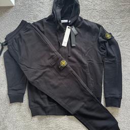 Stone island tracksuit
Brand new with tags
Size XL top and bottoms.
Full zip up hoodie and cargo joggers.