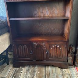 Antique bookcase/cabinet. Solid wood cabinet 
H 103cm
W 84cm
D 25cm
Beautiful bookcase don’t know much about it 
Cupboard dimensions
H 31cm
W78cm
D21cm