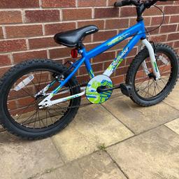 Child’s Apollo bike recommended to suit a child aged 5 To 9 Years. 
In a good used condition and a good working order. 
18” wheels 
23” inside leg measurement with the seat at it’s lowest point. 
Collection from Solihull B92 
Any questions please ask.