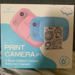 Print camera 

Good condition only used once came with four paper rolls one is already in the camera