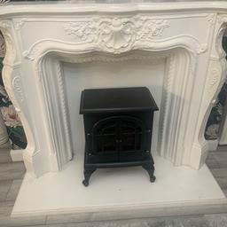 Electric fire and surround in good condition buyer too collect eccesfield