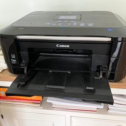 Verkaufe Drucker, der funktionstüchtig druckt, kopiert und scannt. Druckerpatronen sind bis zu 2/3 voll. Die alleine kosten gesamt schon mal ca. 80 Euro. Der einzige Defekt ist der Deckel vom Scanner, der auf einer Seite abgebrochen ist, d.h. das öffnen vom Scanner geht immer noch, aber mit Vorsicht.