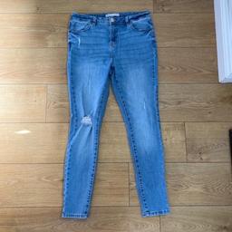 Great condition 
George 
Skinny ripped jeans