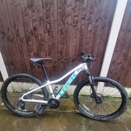 Great condition
Brand: Trek
Colour: White and light blue
£210