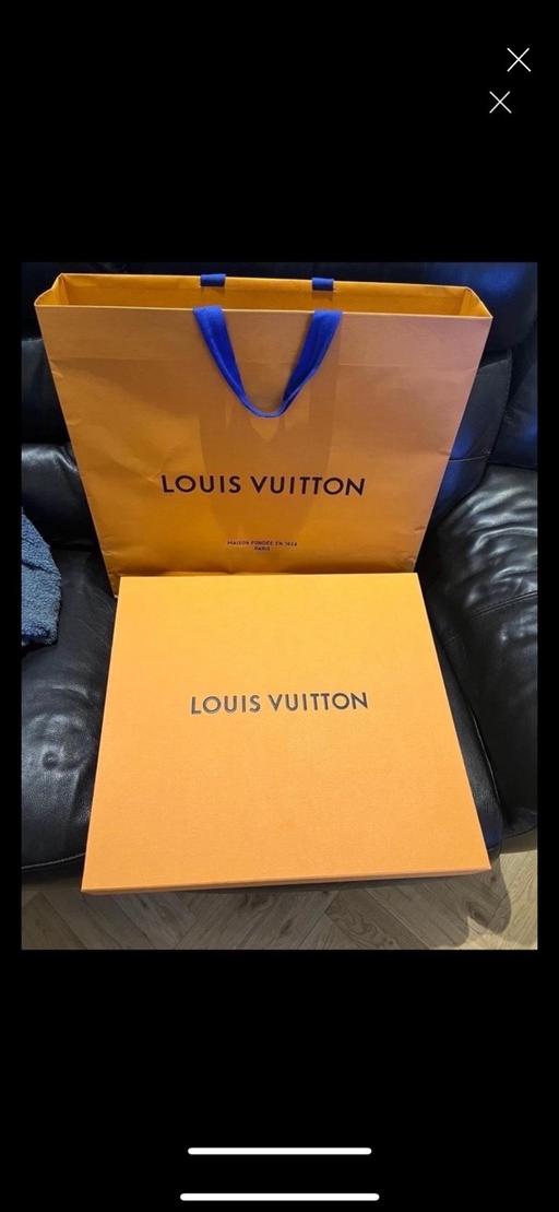 Buy & Sell Surrey Runnymede - Photos for Louis Vuitton £6