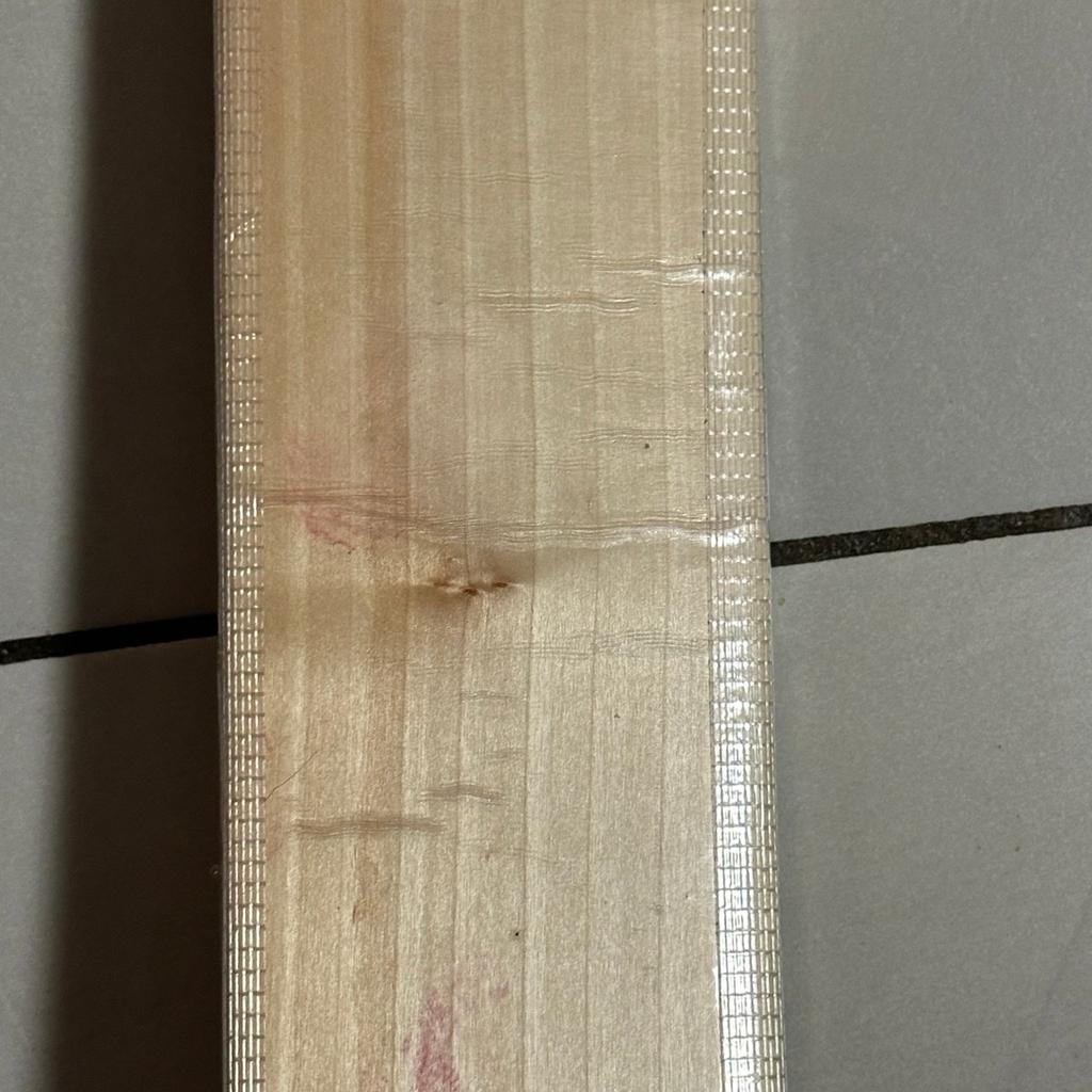 Grade 2 MRF Cricket bat
Great ping around 2'9
Knocked in and only used in a ten minute net
Absolute steal of a bat
Feel free to ask any questions