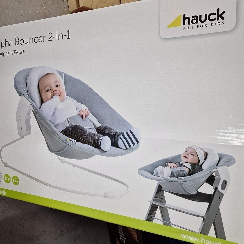 HAUCK Hochstuhlliege/ Baby Wippe "Alpha Bouncer 2in1" zu verkaufen, Sauber und sehr gut erhalten.
NP ist 69€