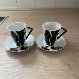 Zwei Espressotassen mit Untertassen designet von Steffen Rombild für Könitz in sehr gutem Zustand. Preis gilt für beide zusammen.