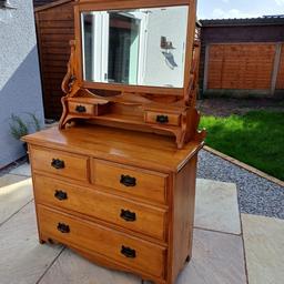 Antique satinwood Edwardian style - dresser
Delivery could be available at extra cost