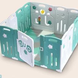 white and blue baby play pen.
gate and activity panel included
plastic balls & floor pads also included.
really good condition and easy to assemble.
Dimensions: L114 x W114 x H62 cm