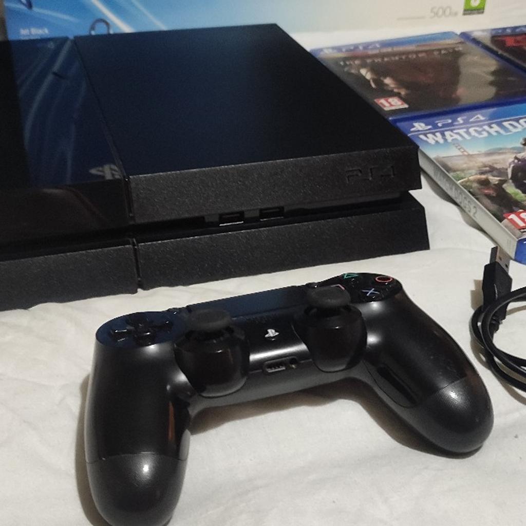 Sony PlayStation 4 with One Controller & 500GB harddrive.

Also included are 3 games which are;

Zombie Army Trilogy
Watchdog's 2
Metal Gear Solid V - The phantom pain

Comes with all leads etc

The console is in excellent condition and as I am a casual gamer the console hasn't had much use. I rarely find the time to play. So selling for that reason.