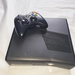barely used xbox 360
fully functioning with black wireless controller, composite AV cable and 4GB memory
6 games provided free of charge: batman, Fifa, Formula 1, forza motorsport, body count, Race Pro
games come with protective cases